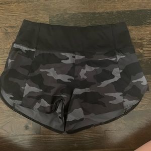 athleta black and gray camo athletic shorts
